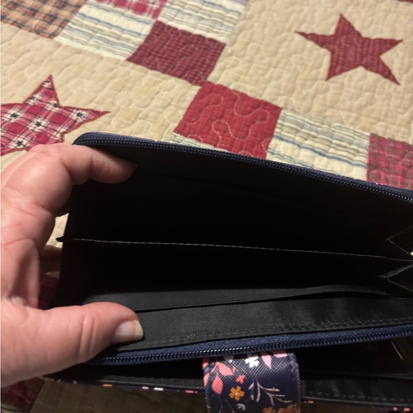 Wallet - Picture 3 of 4